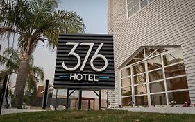 Hotel 376
